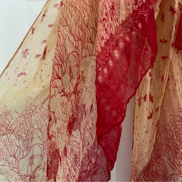 Boho | Red Bird Deer Scarf - Picture 10 of 10